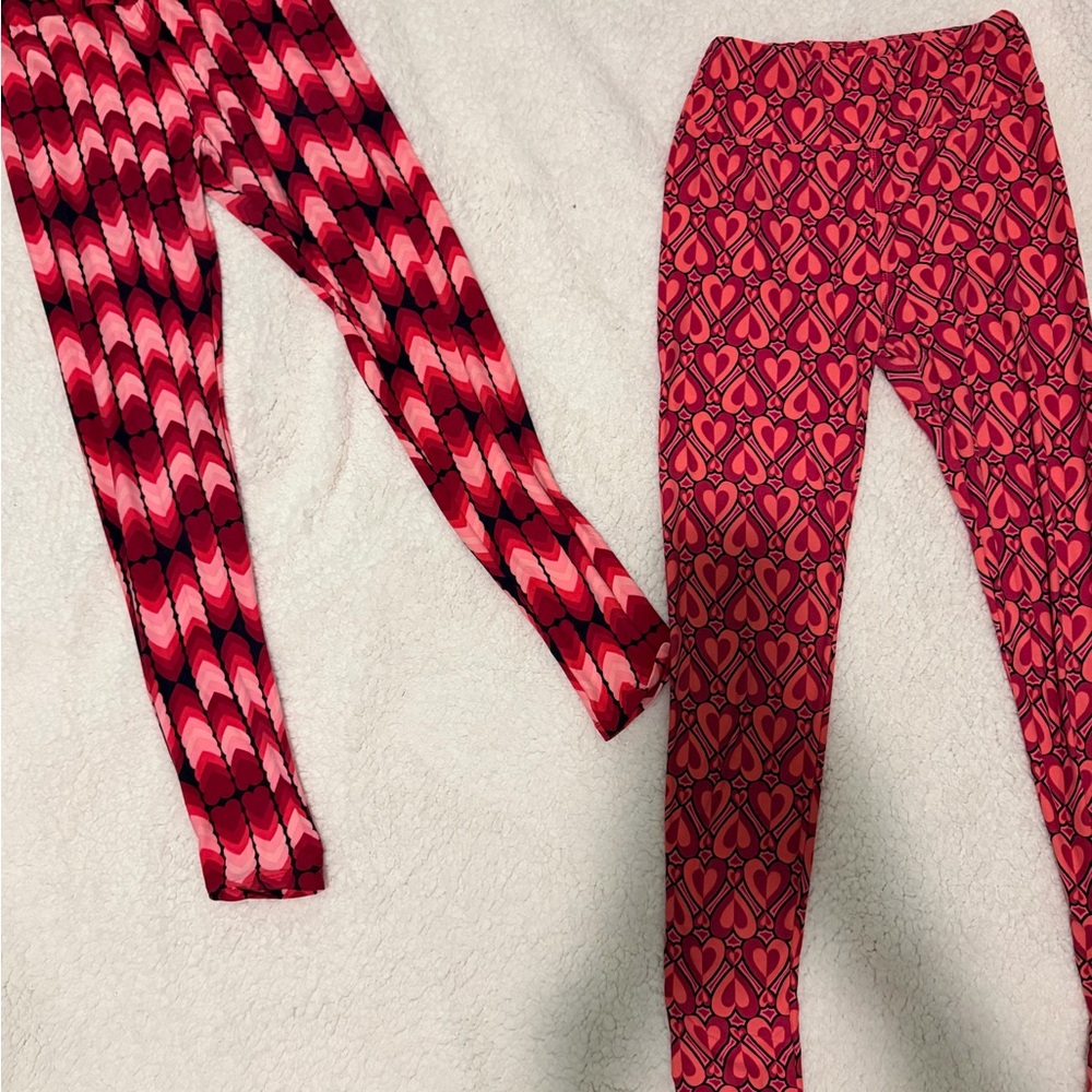 LuLaRoe OS' Red and Pink Patterned HEART Leggings